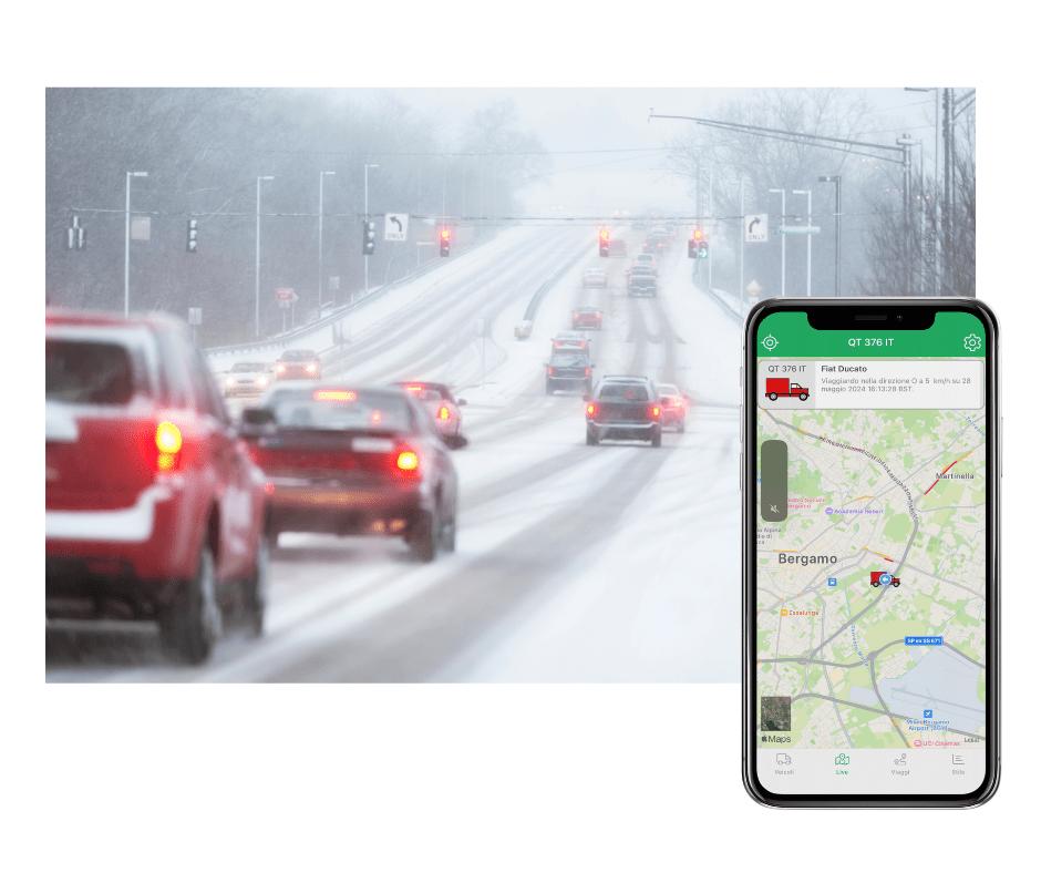 Snowy road with vehicles in low visibility conditions; a smartphone displays a map of Bergamo with navigation details, highlighting the challenges of la conduite en hiver.